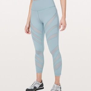Lululemon wunder under legging 24inch, blue cast